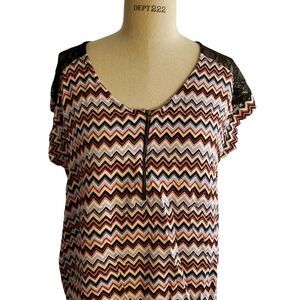 MM By My Michelle Zig Zag‎ Striped Lace Accent Top Size XL